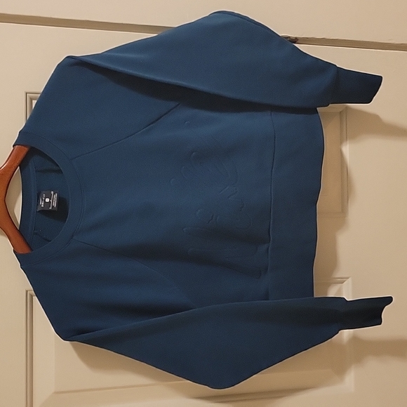 Nike Cropped Lux Fleece Sweatshirt - Picture 3 of 7